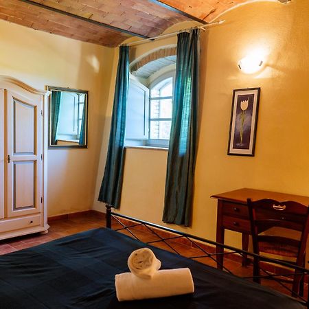 Villa Le Beringhe - Wine Pool & Relax コッレ・ヴァル・デルザ エクステリア 写真