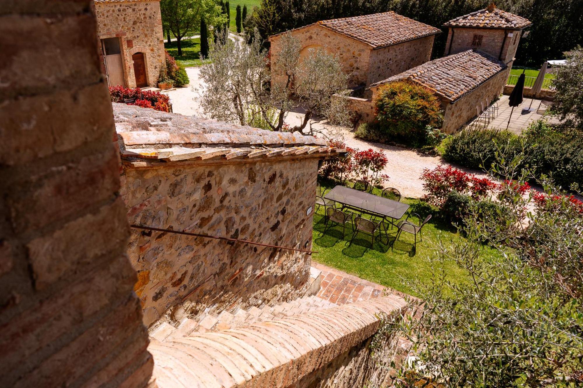 Villa Le Beringhe - Wine Pool & Relax コッレ・ヴァル・デルザ エクステリア 写真