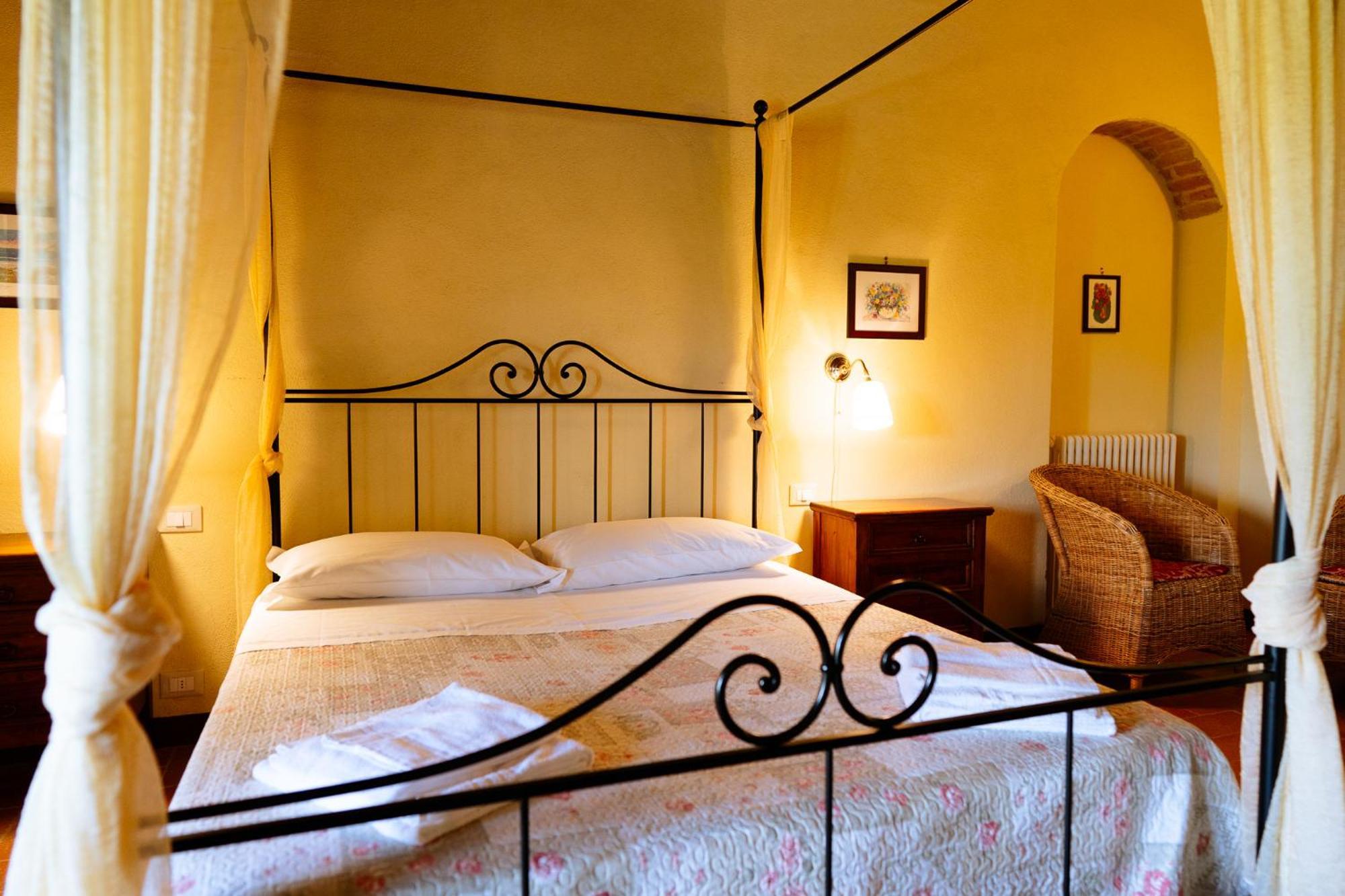 Villa Le Beringhe - Wine Pool & Relax コッレ・ヴァル・デルザ エクステリア 写真