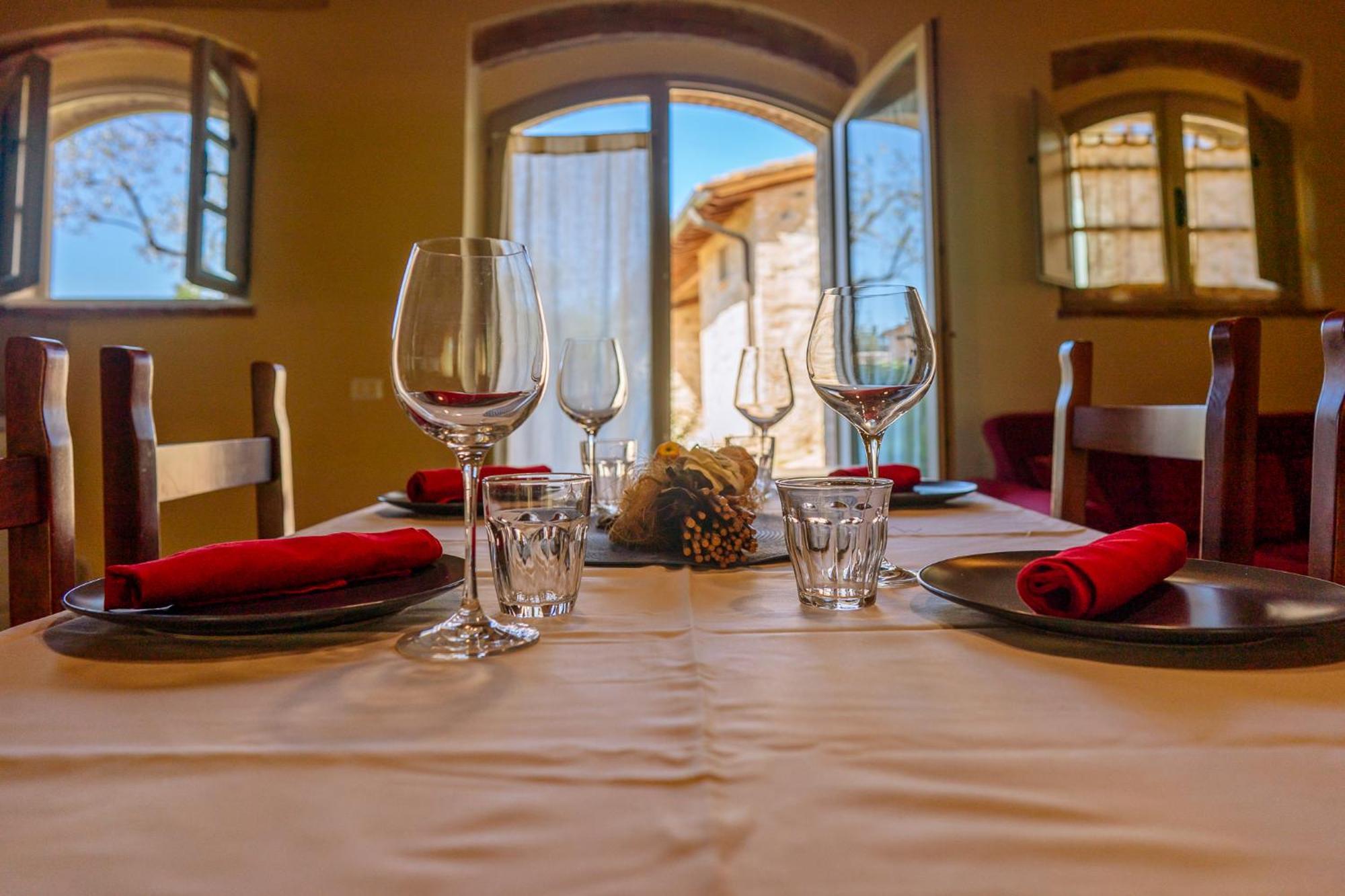 Villa Le Beringhe - Wine Pool & Relax コッレ・ヴァル・デルザ エクステリア 写真