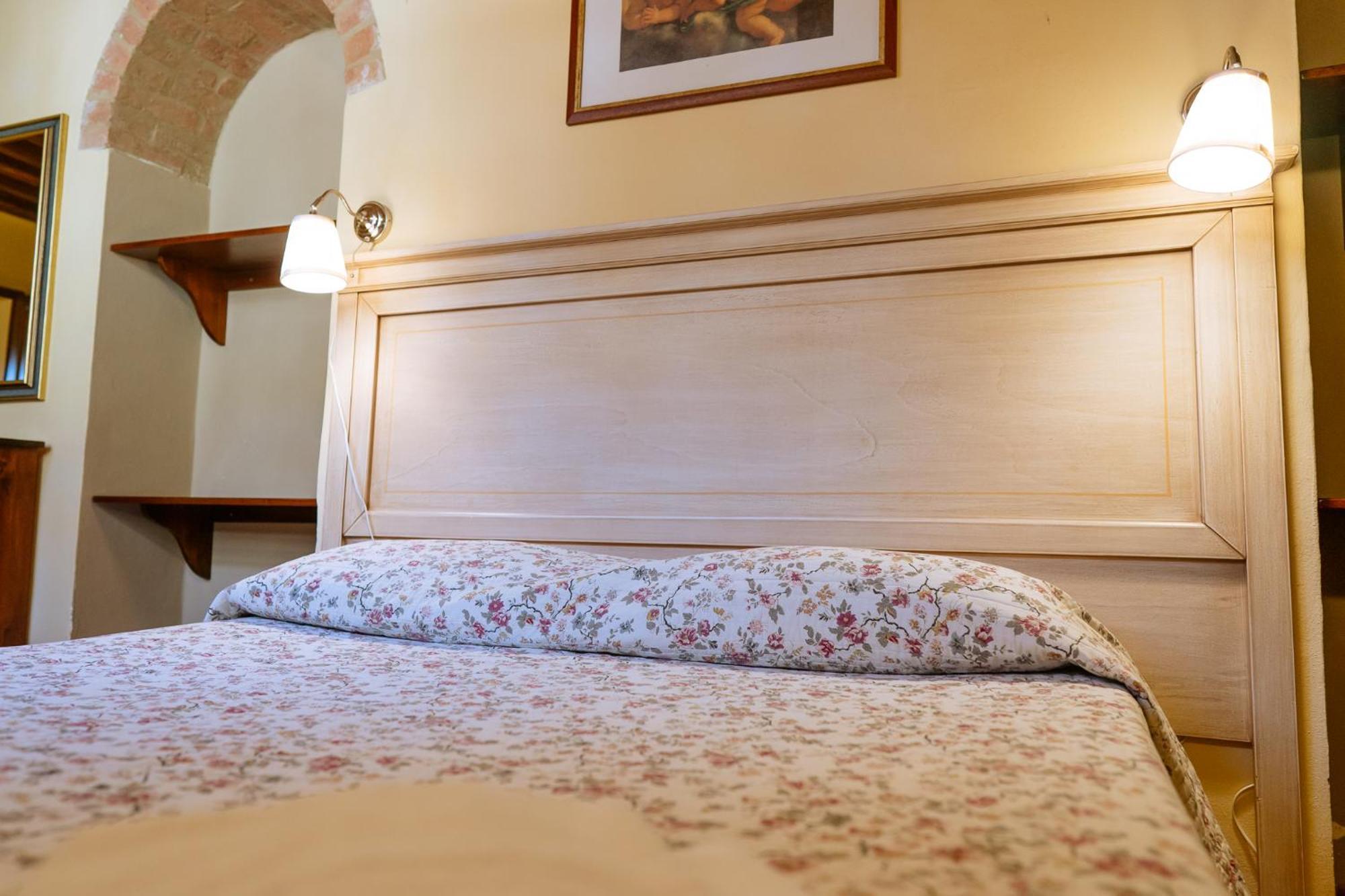 Villa Le Beringhe - Wine Pool & Relax コッレ・ヴァル・デルザ エクステリア 写真